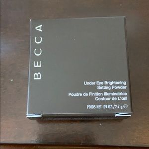 Becca under eye brightening setting powder